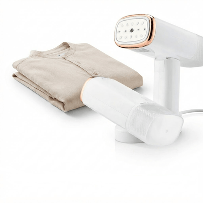 Défroisseur vapeur portable : Vêtements impeccables en 40s